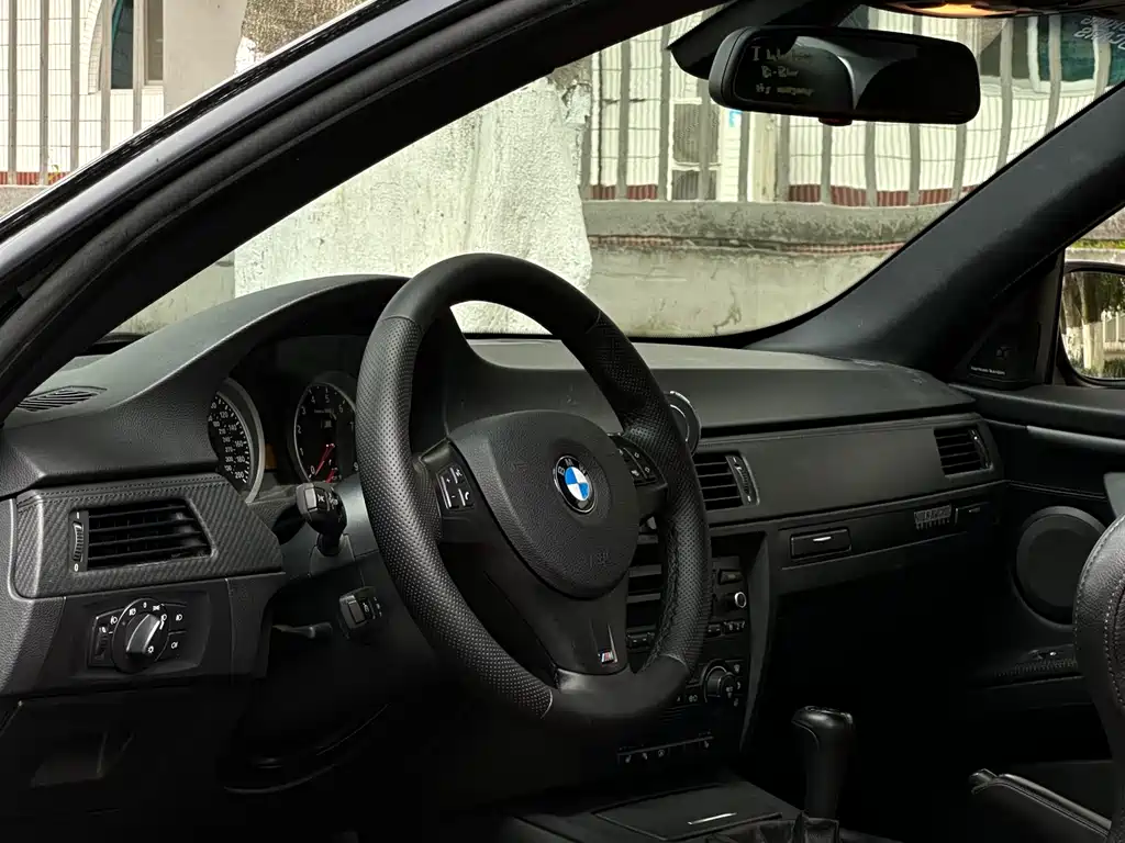 BMW M3 2012 — фото 10