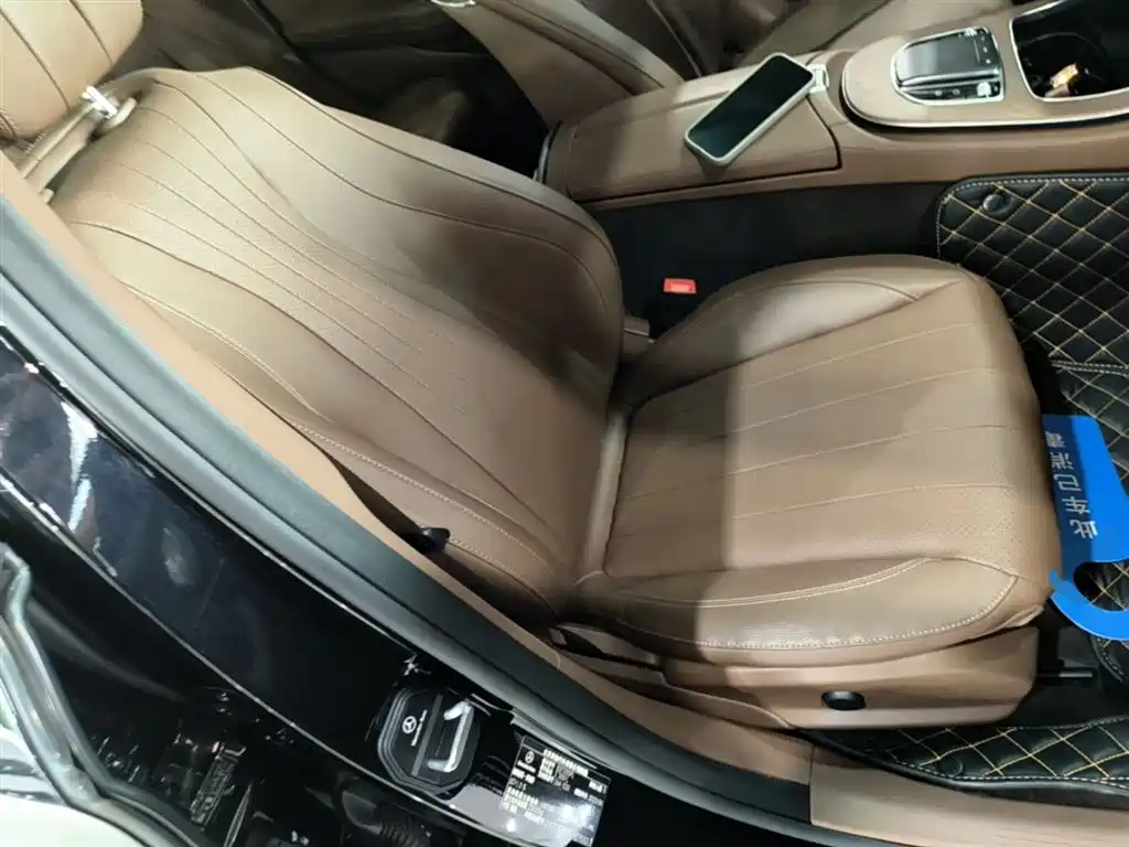 Mercedes-Benz E-Class 2023 — фото 25