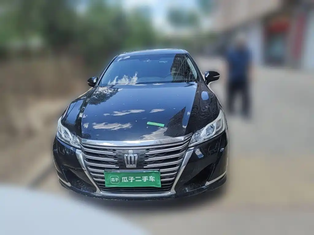 Toyota Crown 2017 — фото 24