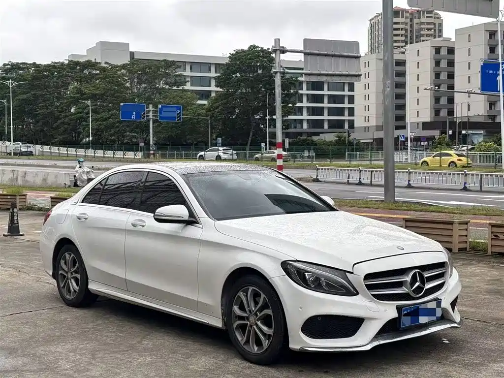 Mercedes-Benz C-Class 2015