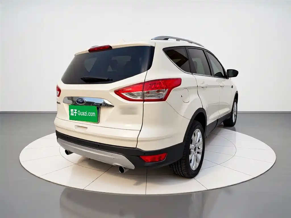 Ford Kuga 2015