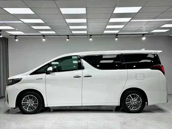 Toyota Alphard 2020