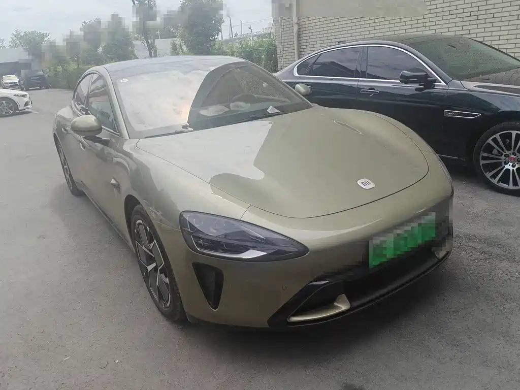 Xiaomi SU7 2025