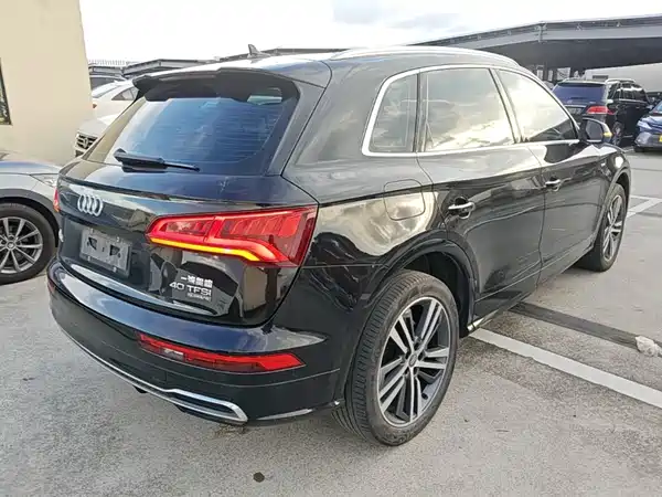 Audi Q5L 2019
