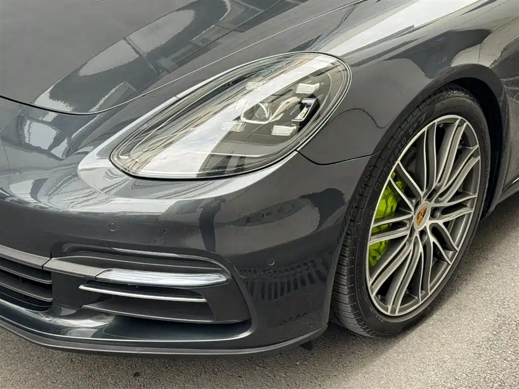 Porsche Panamera 2019 — фото 3