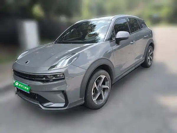 Lynk & Co 06 2023
