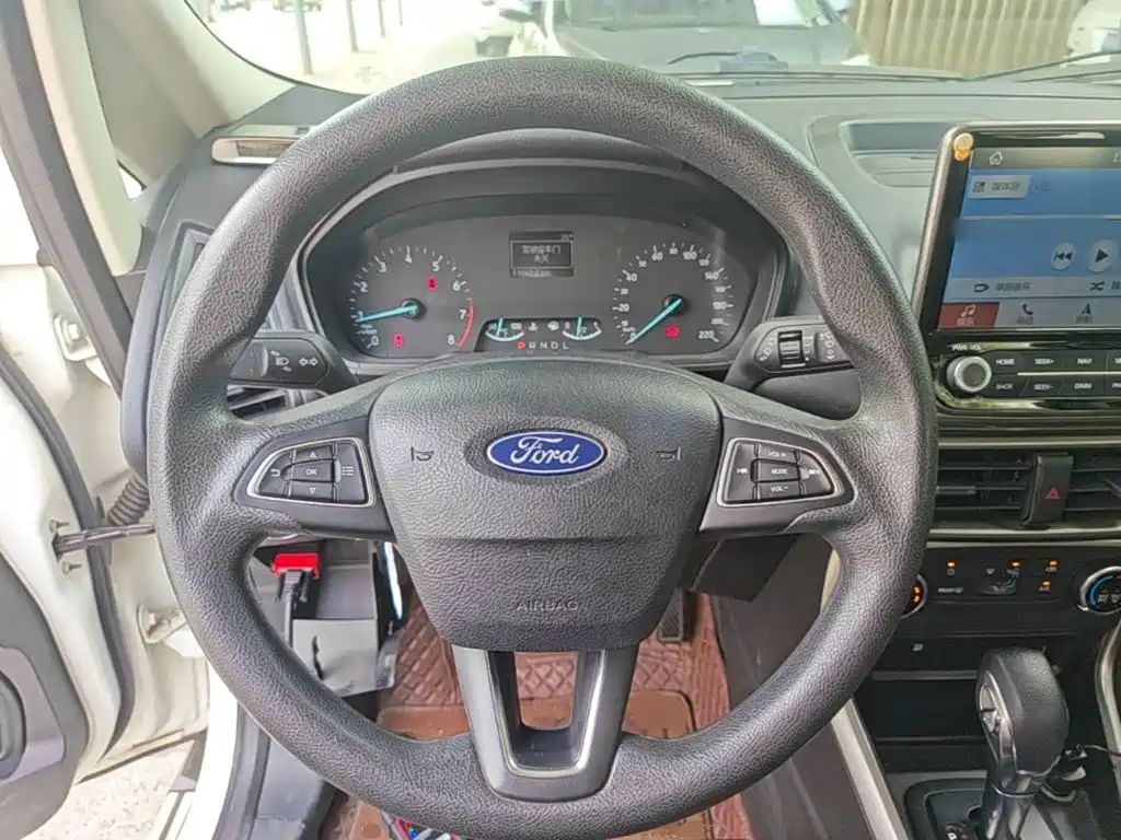 Ford EcoSport 2019 — фото 11