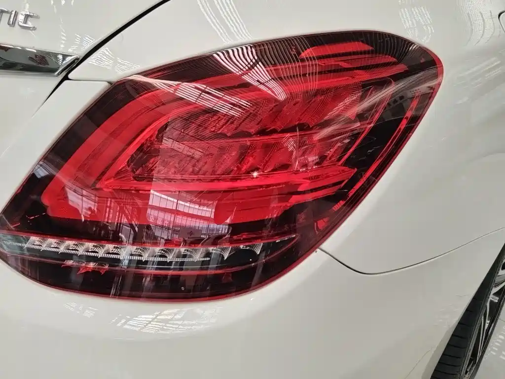 Mercedes-Benz C-Class 2020 — фото 19