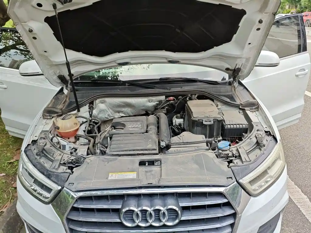 Audi Q3 2018 — фото 16