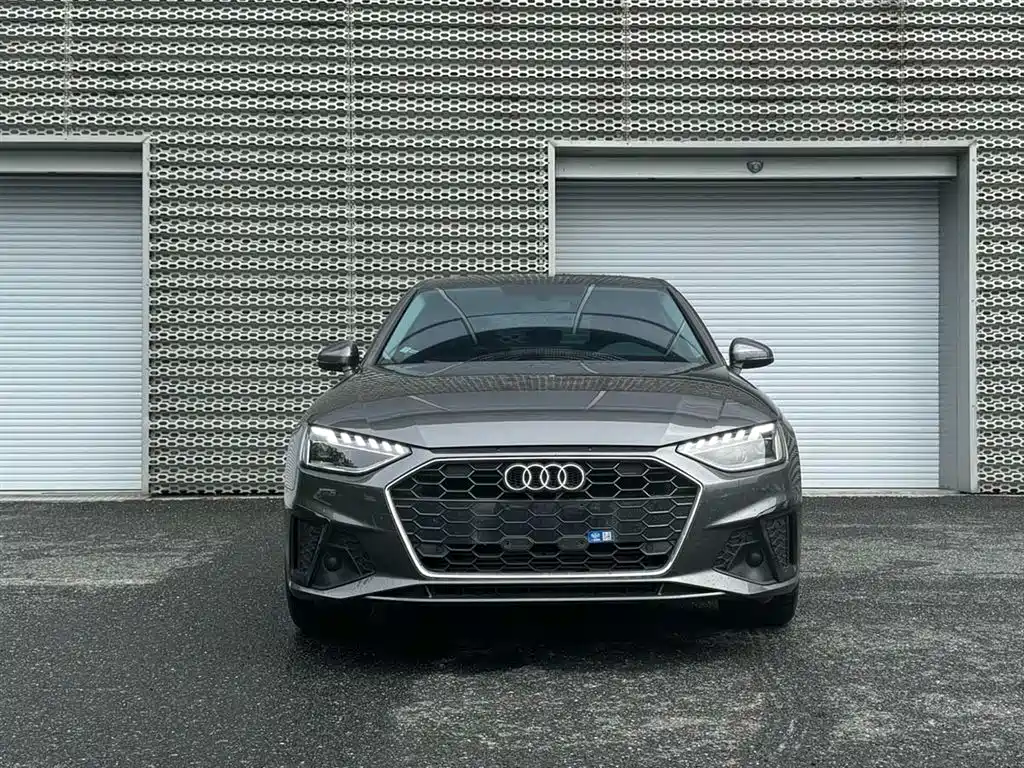 Audi A4L 2025