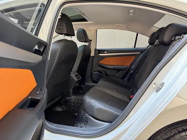 Volkswagen Bora 2023