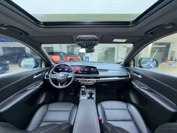 Cadillac XT4 2024