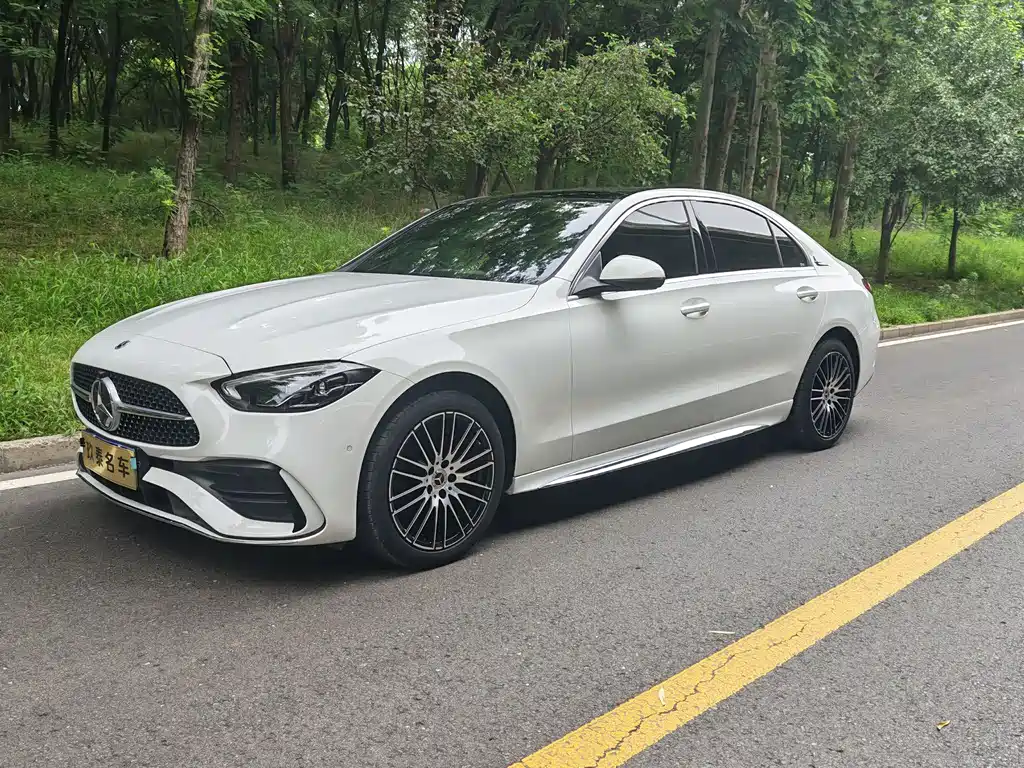 Mercedes-Benz C-Class 2022