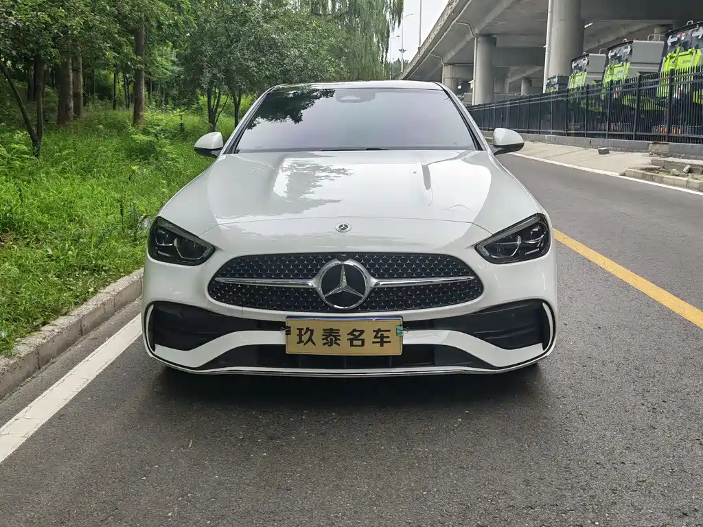 Mercedes-Benz C-Class 2022