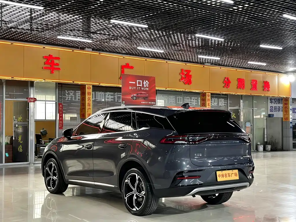 BYD Tang New Energy 2022 — фото 6