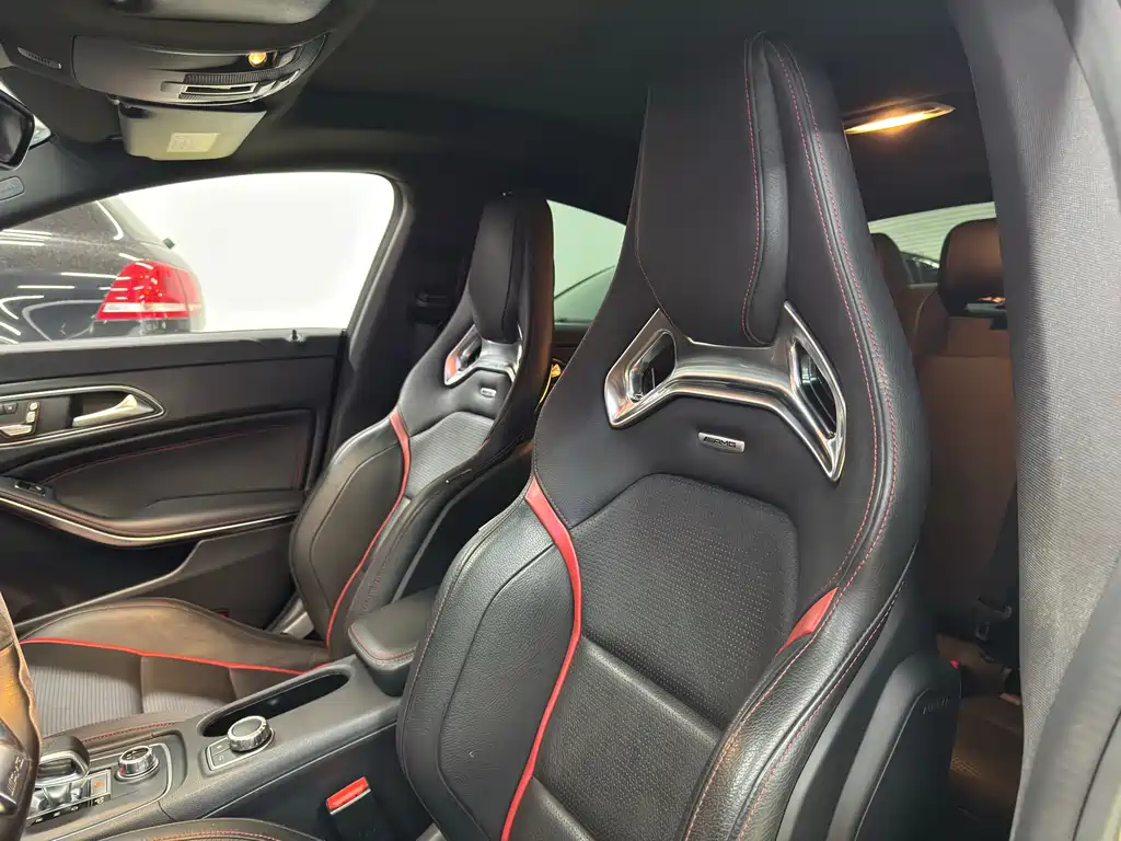Mercedes-Benz Mercedes CLA AMG 2017 — фото 14