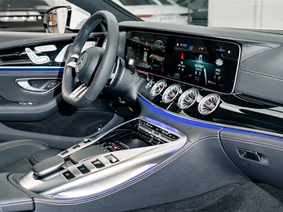 Mercedes-Benz AMG GT 2024 — фото 19