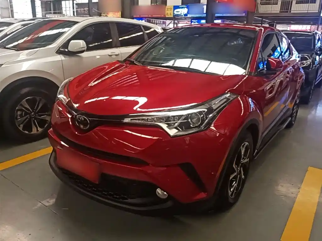 Toyota C-HR 2021 — фото 2