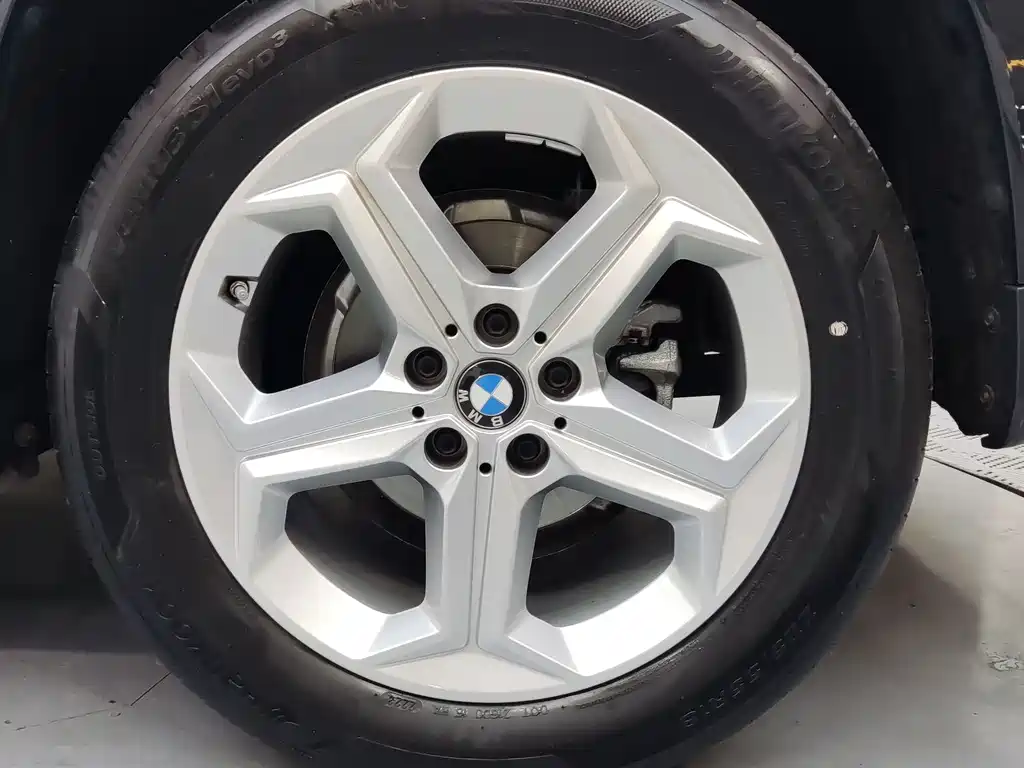 BMW X1 2023 — фото 18