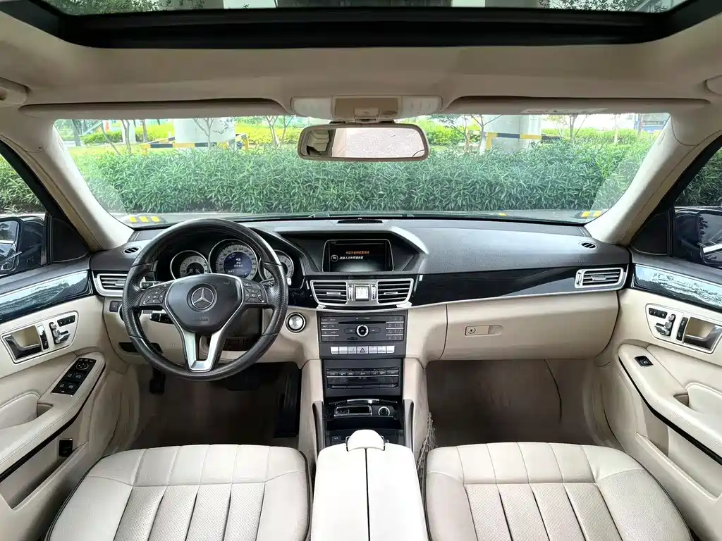 Mercedes-Benz E-Class 2015 — фото 8