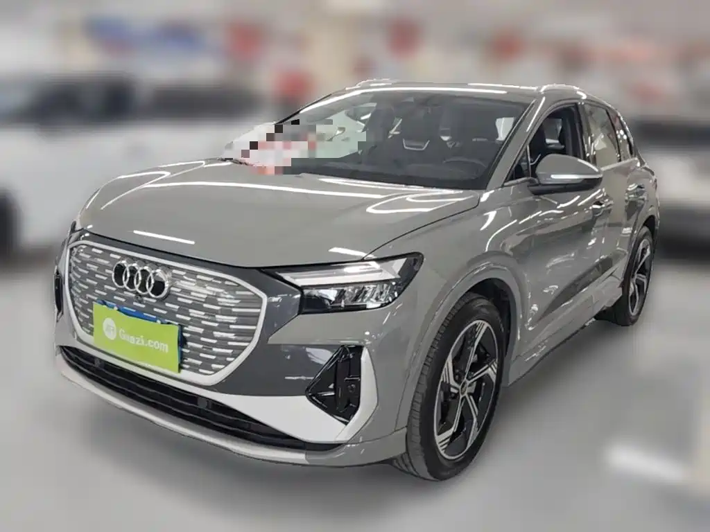 Audi Q4 e-tron 2025 — фото 3
