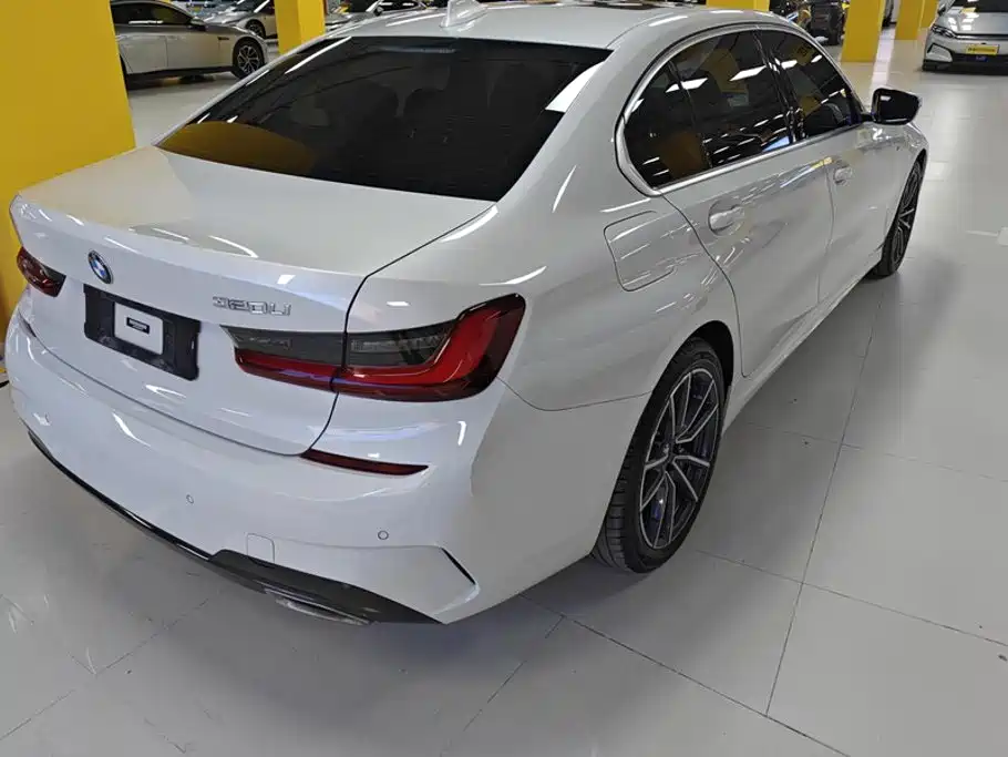 BMW 3 Series 2022