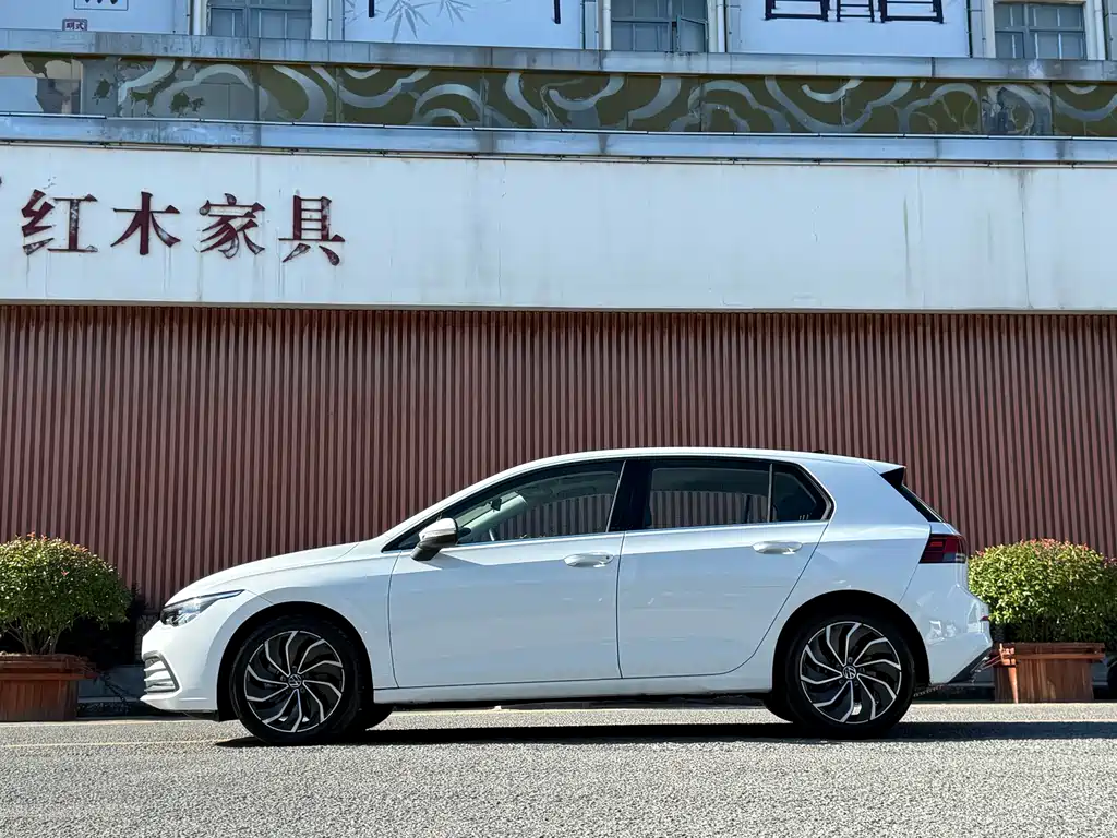 Volkswagen Golf 2020