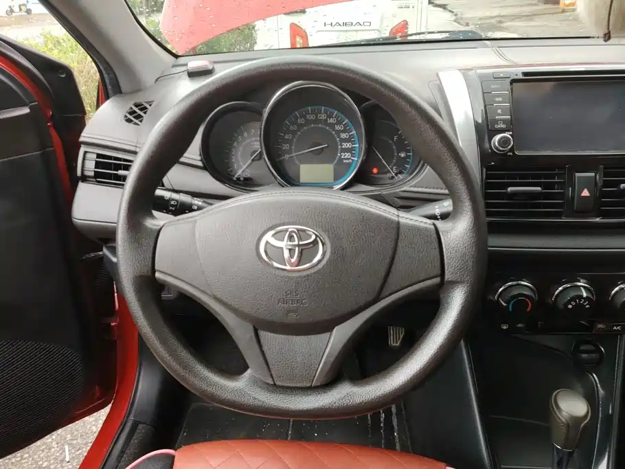 Toyota Vios 2014 — фото 15
