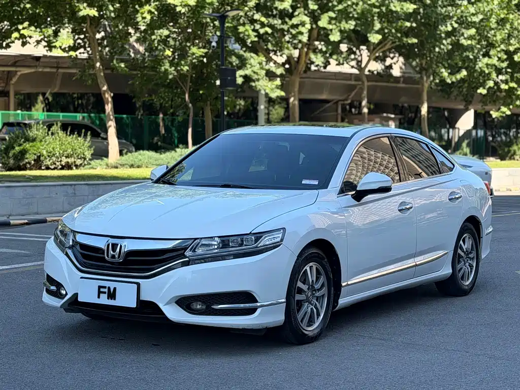 Honda Spirior 2017 — фото 2