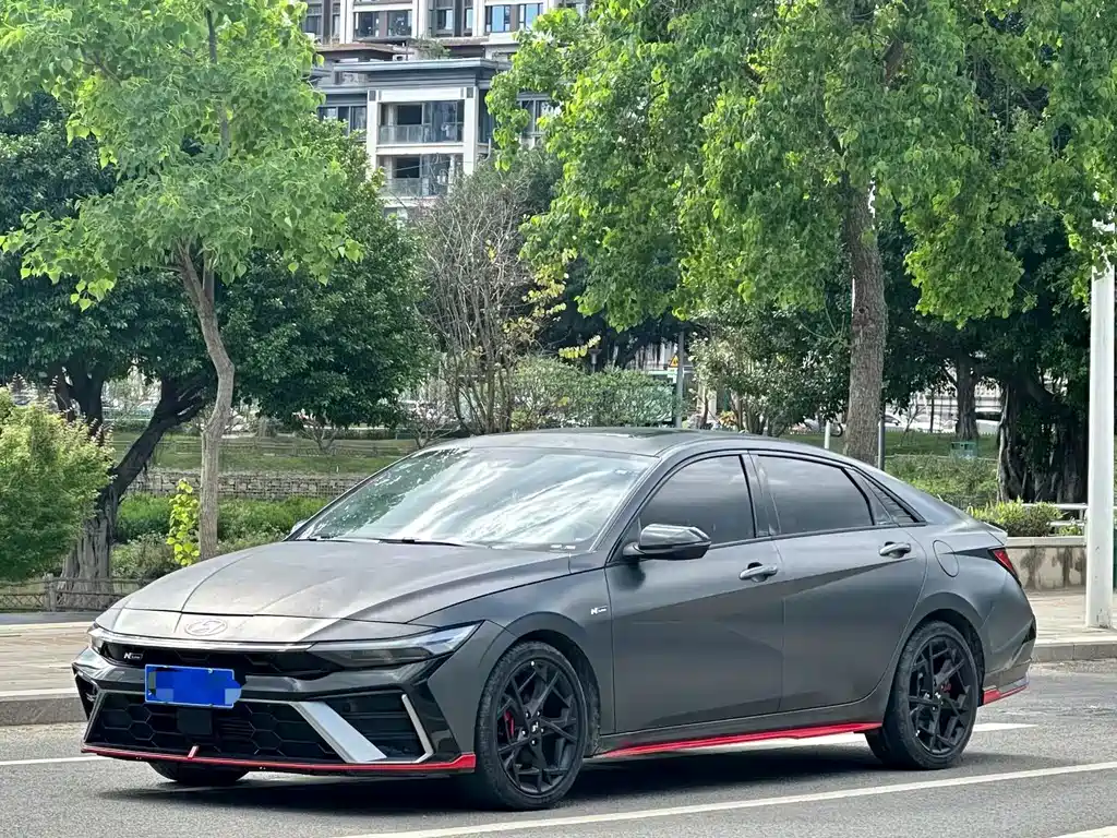 Hyundai Elantra 2023