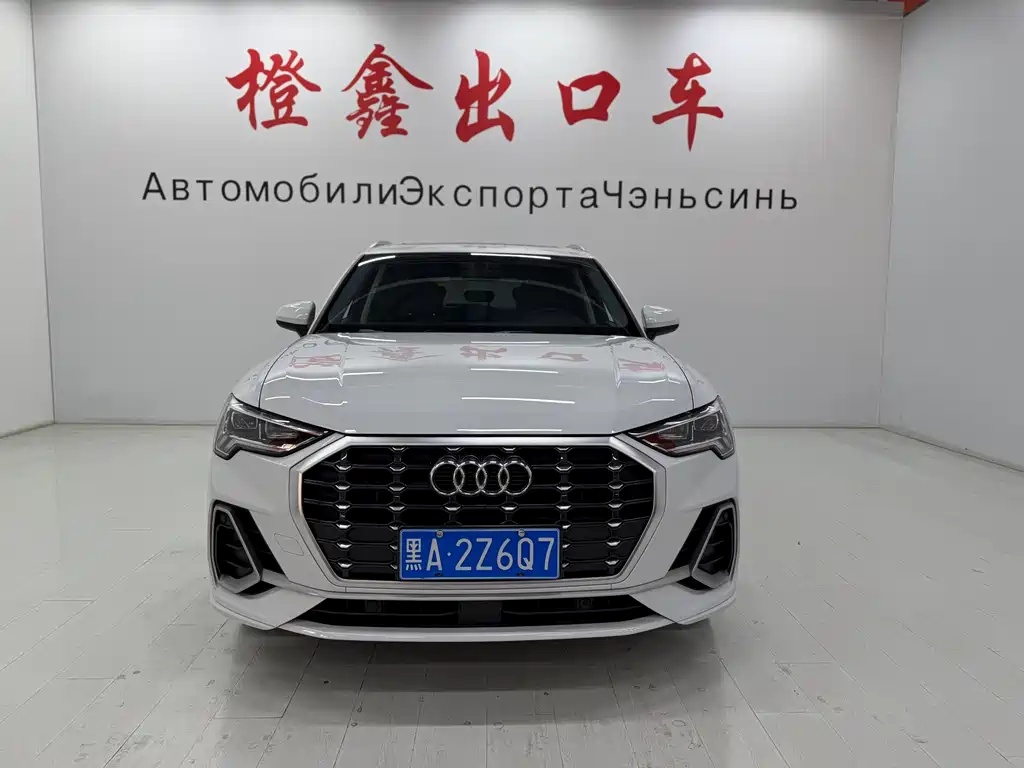 Audi Q3 2023 — фото 2