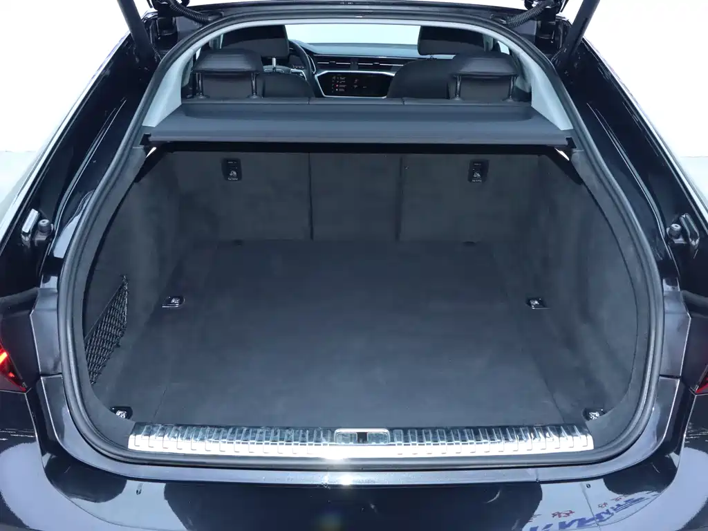 Audi A7 2021 — фото 22