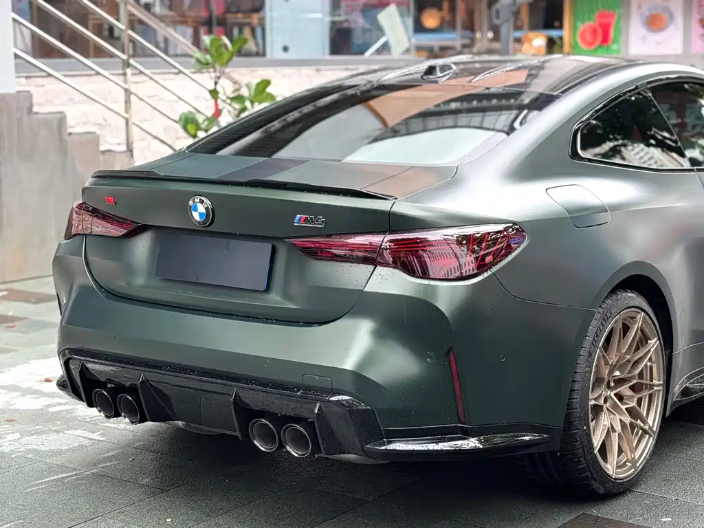 BMW M4 2025 — фото 8