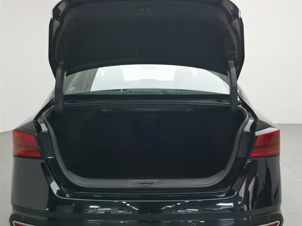 Nissan Teana 2023 — фото 16