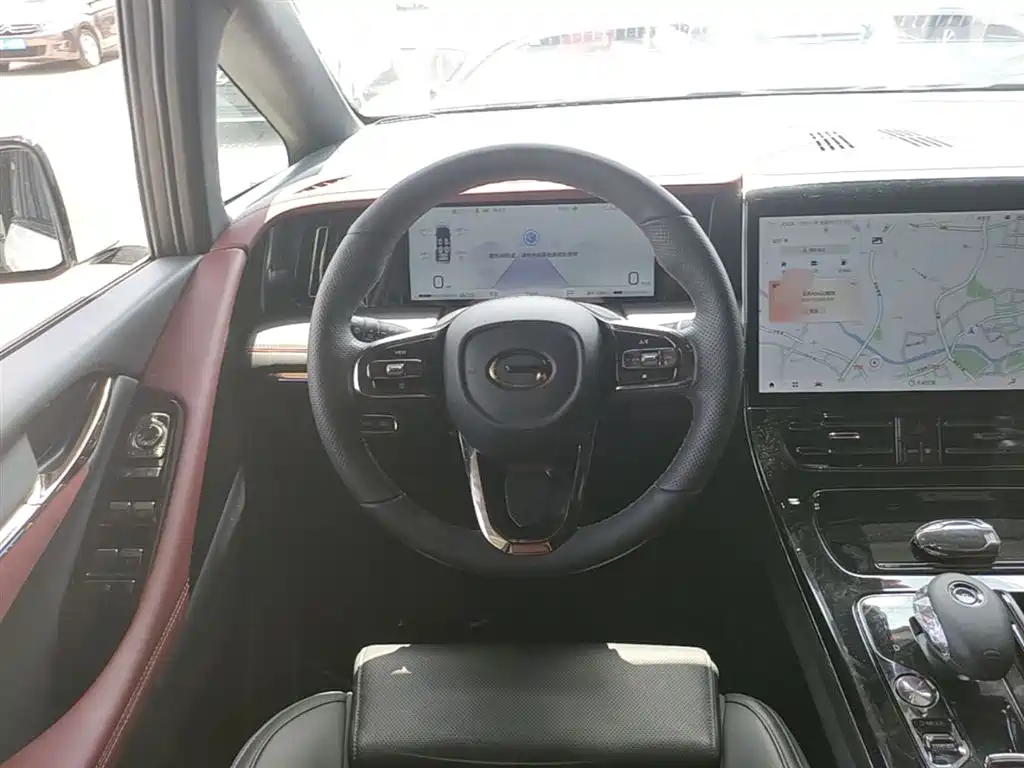 GAC Motor Trumpchi M8 2025 — фото 11