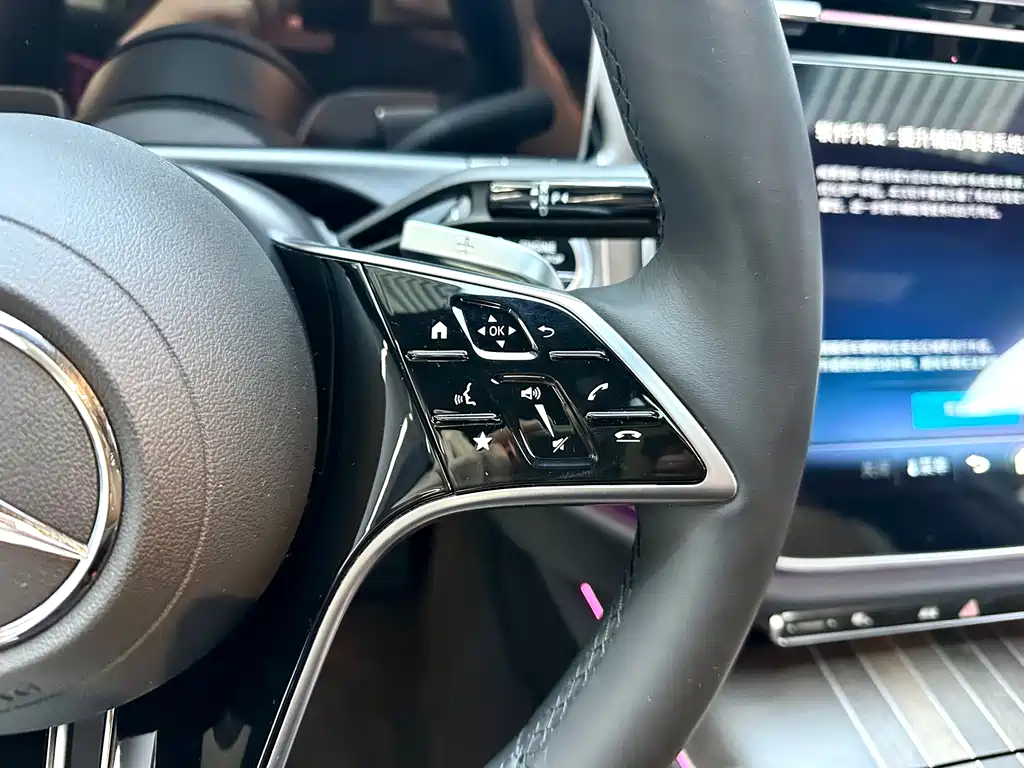 Mercedes-Benz E-Class 2024 — фото 16