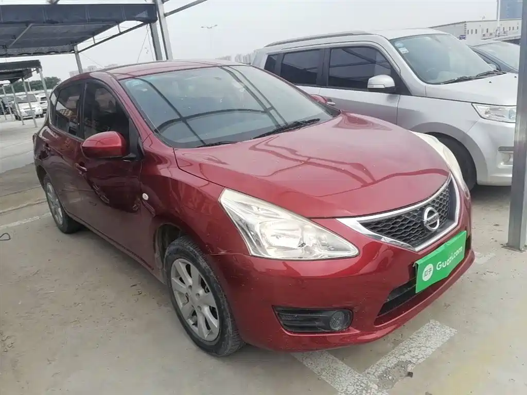 Nissan Tiida 2016 — фото 4