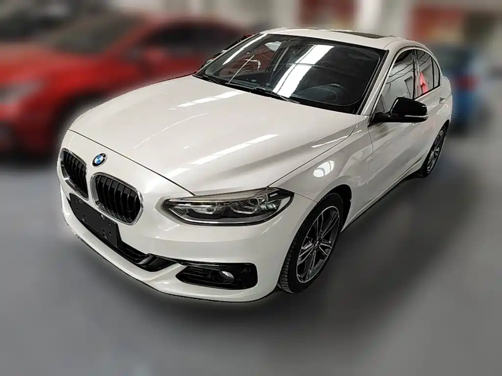 BMW 1 Series 2019 — фото 3