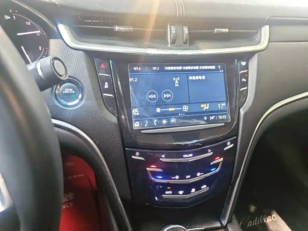 Cadillac XTS 2018 — фото 13