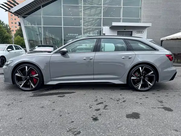 Audi RS 6 2024