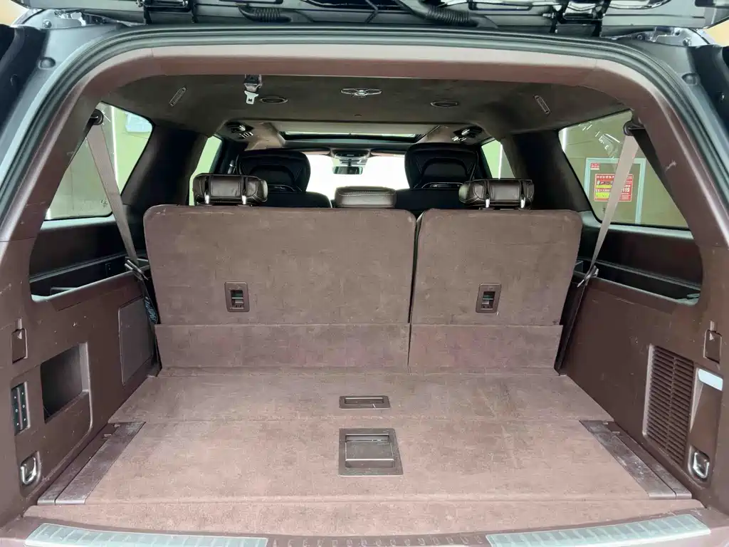 Lincoln Navigator 2020