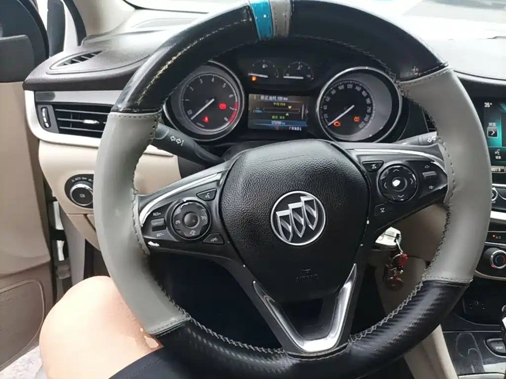 Buick Verano 2017 — фото 11