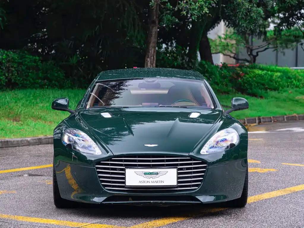 Aston Martin Rapide 2018 — фото 2