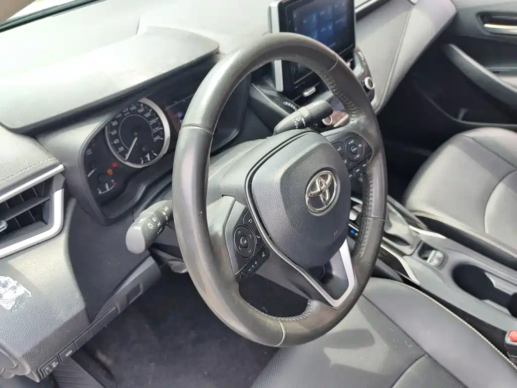 Toyota Corolla 2021 — фото 15