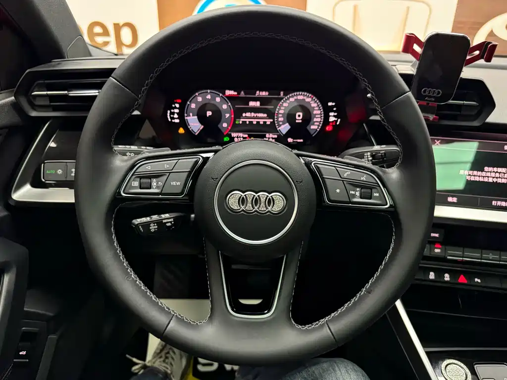 Audi A3 2022 — фото 11