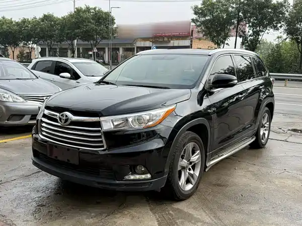 Toyota Highlander 2016