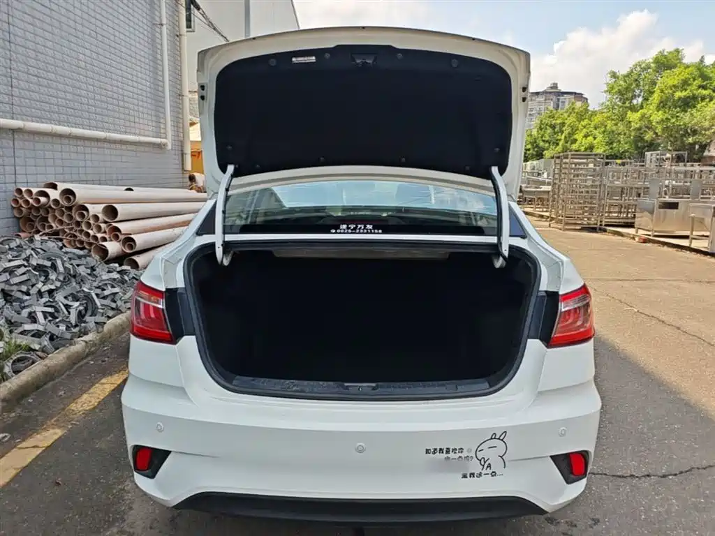 Changan Eado DT 2018 — фото 19
