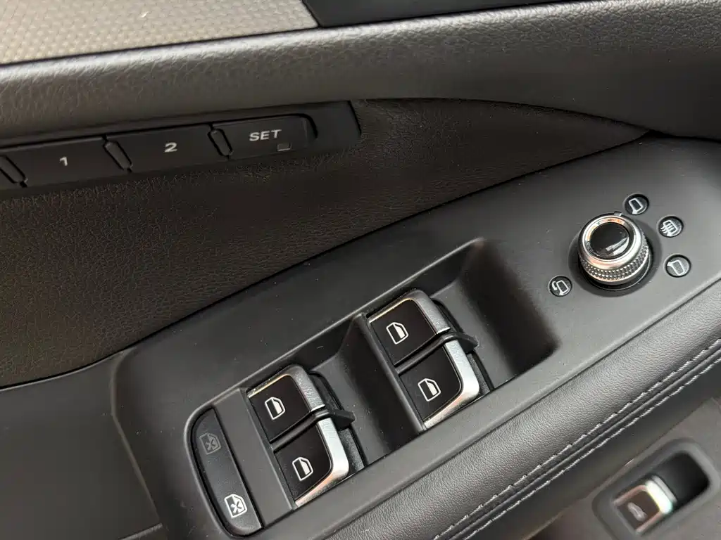 Audi Q5 2015 — фото 12