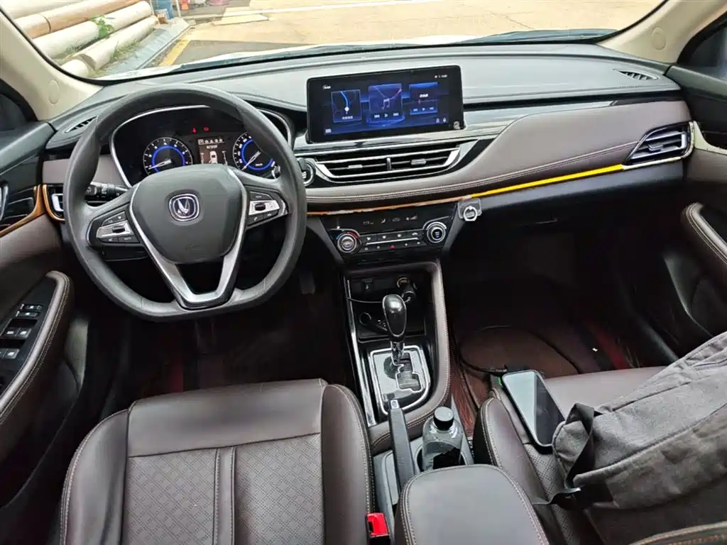 Changan Eado DT 2018 — фото 10