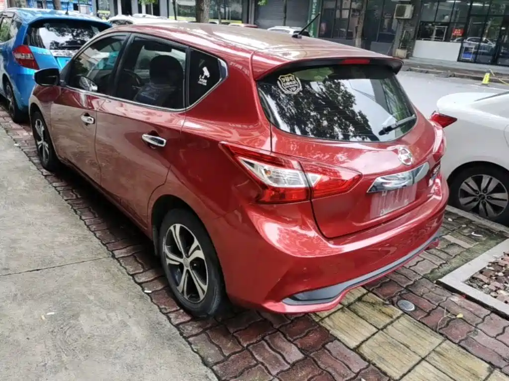 Nissan Tiida 2018